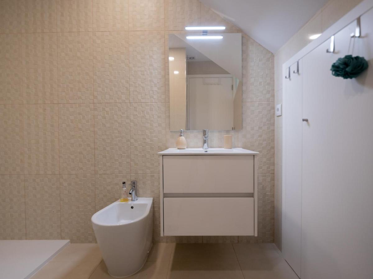 Ferienwohnung Coxim - Com Patio Em Pleno Coracao De Aveiro Exterior foto